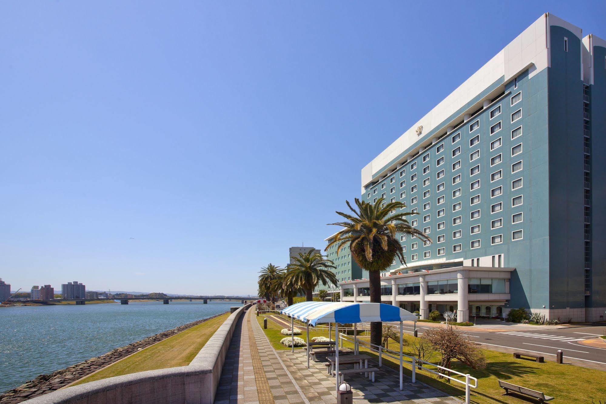 Miyazaki Kanko Hotel Bagian luar foto