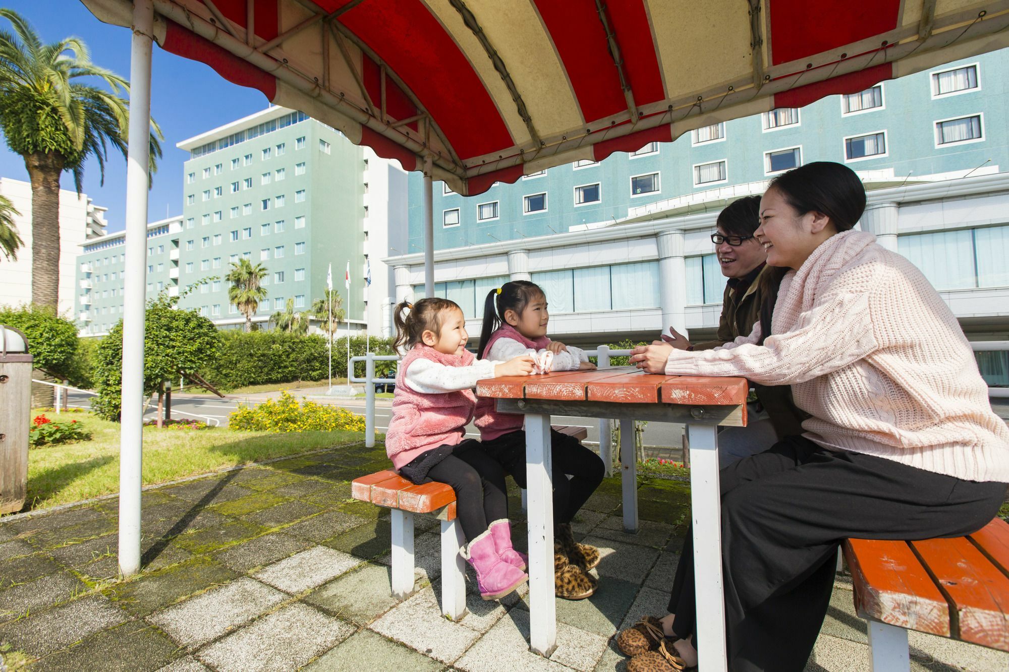 Miyazaki Kanko Hotel Bagian luar foto